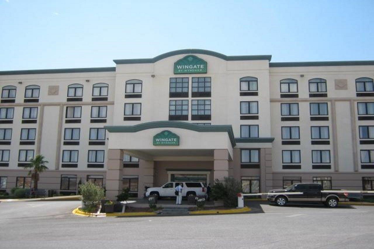 Wingate By Wyndham Chihuahua Hotel Exterior foto